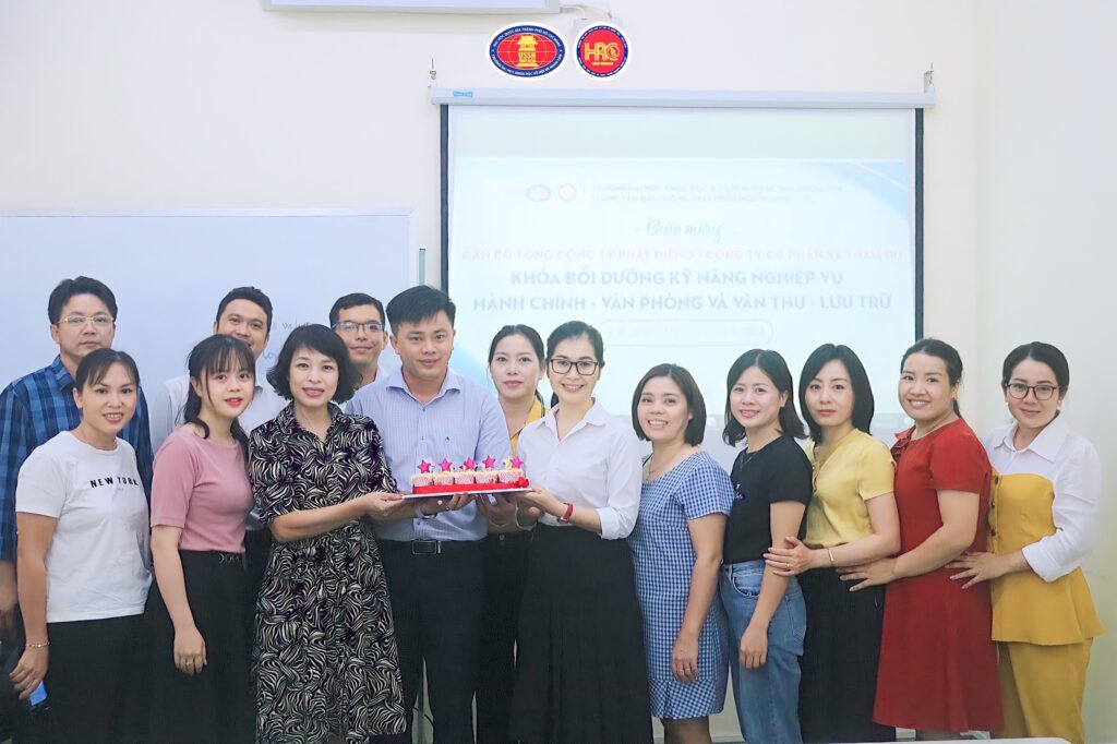 Tổ chức Khóa bồi dưỡng Kỹ năng nghiệp vụ Hành chính – Văn phòng và Văn thư  – Lưu trữ cho cán bộ Tổng Công ty Phát điện 3 – Công ty cổ phần